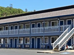 Lake Point Lodge Clearlake Oaks